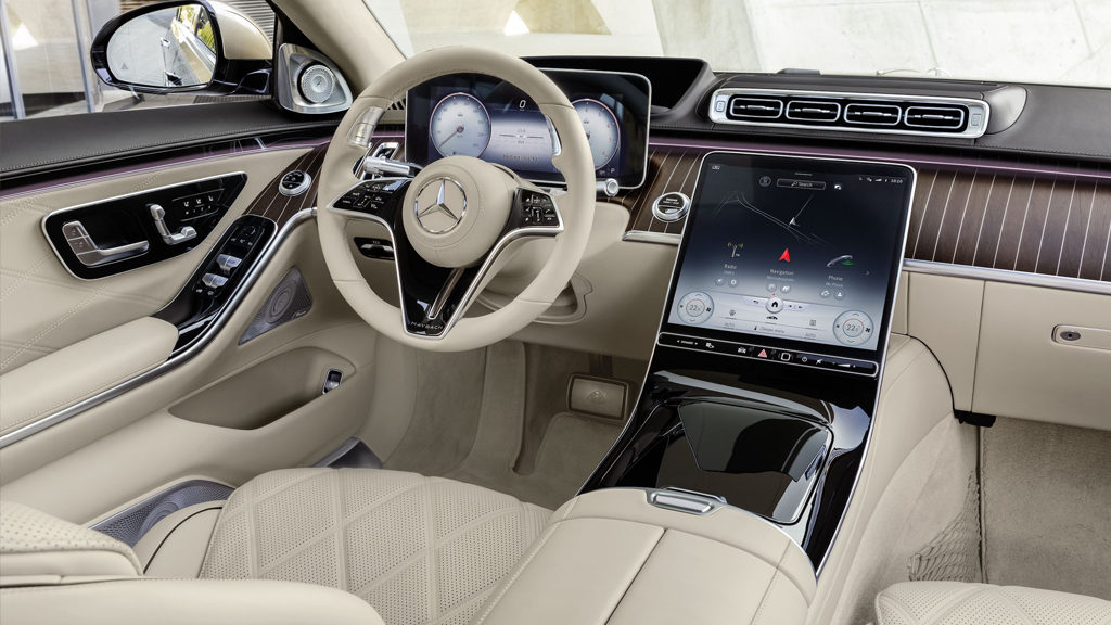 Design automotivo: 5 carros com interiores luxuosos que você precisa conhecer 3 03 1